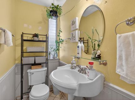 5220 North Pkwy, Sacramento, CA 95823 Photo