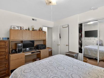 5220 North Pkwy, Sacramento, CA 95823 Photo