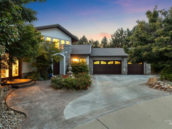 2584 E Varco Via Ct, Boise, ID 83712