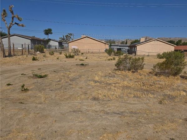 6340 Indio , Yucca Valley, CA 92284