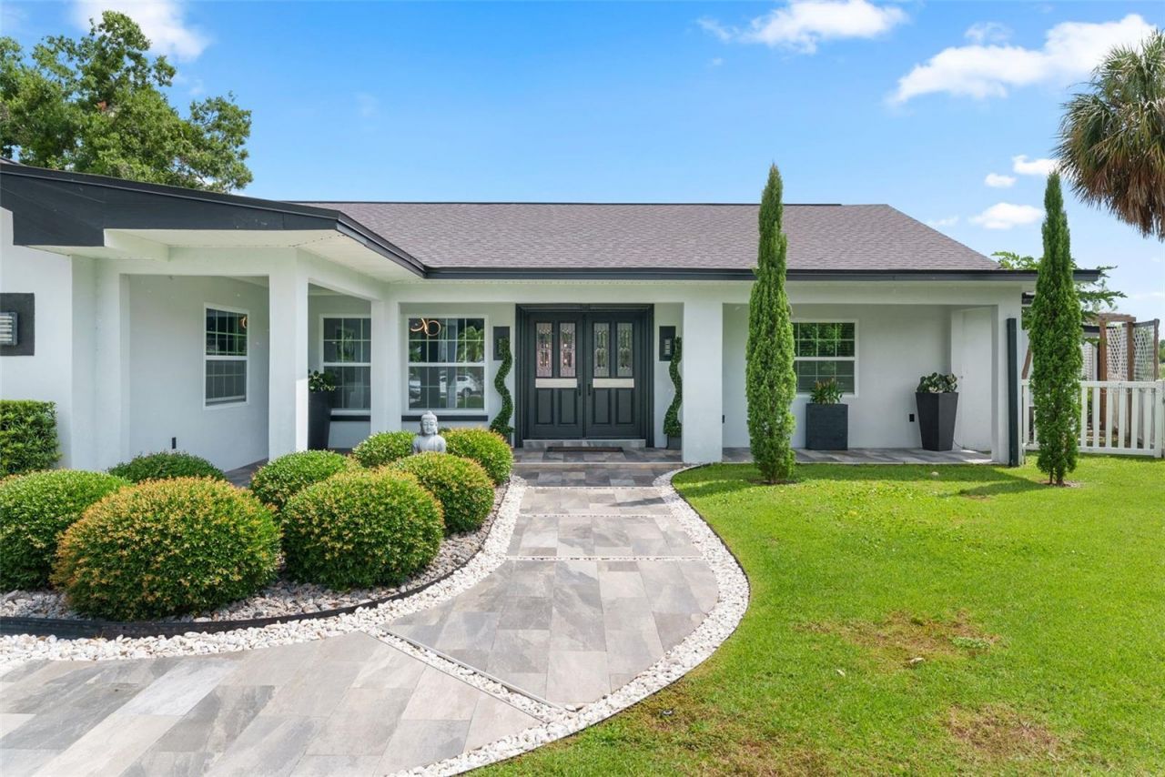 7302 Egypt Lake Drive , Tampa, FL 33614 Photo