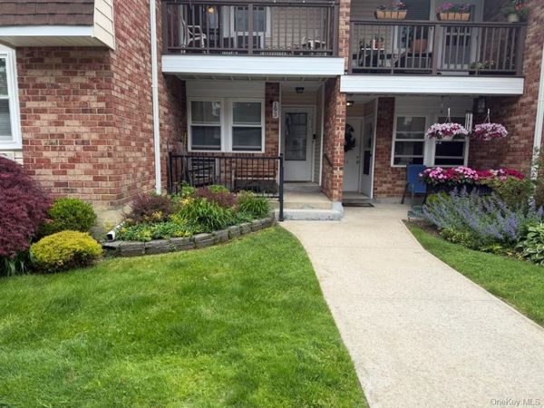 193 Millard Avenue , Unit 193, West Babylon, NY 11704