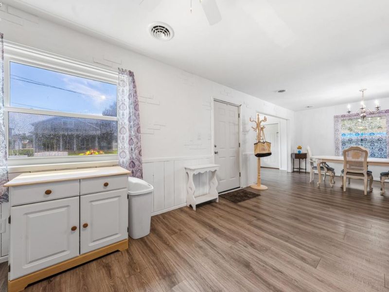 2086 Sugar Bush Road, Marblehead, OH 43440 Photo 14