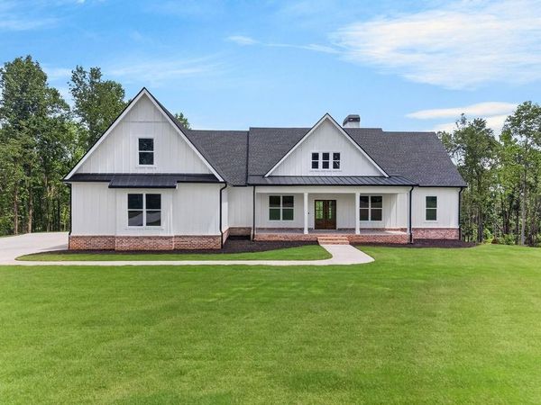 924 Browning Road , Fairmount, GA 30139