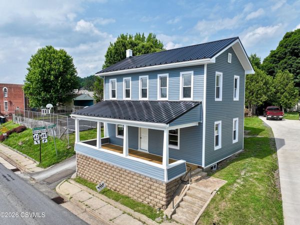 441 MILL Street , Catawissa, PA 17820