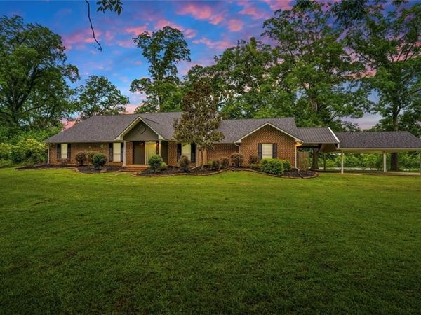 1520 PALMER CHAPEL Road , Pineville, LA 71360