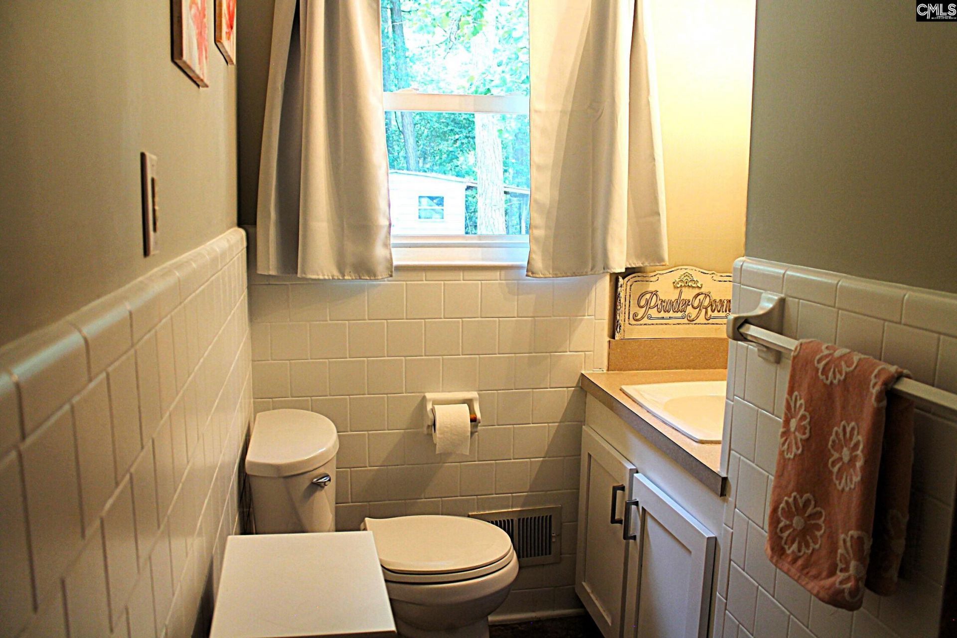 910 Jupiter Street Photo 28