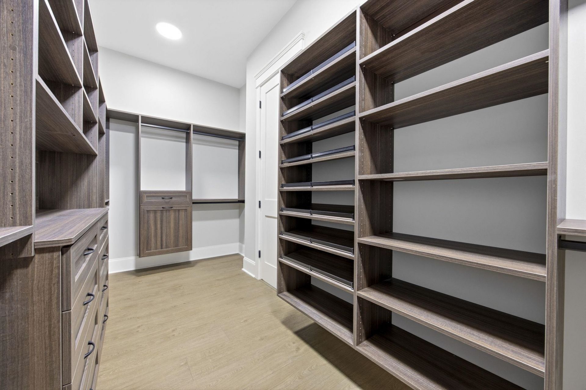 434 Seabury Ln. Photo 37