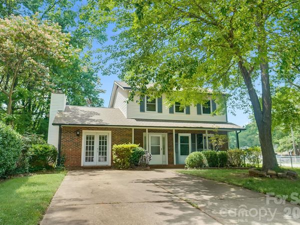 900 Highland Mist Lane , Charlotte, NC 28215