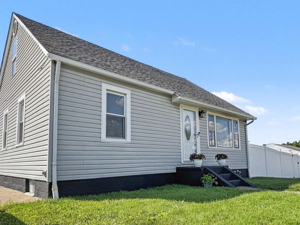 3181 Mason , Ashland, KY 41102