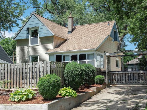 1043 Independence Avenue, Waterloo, IA 50703