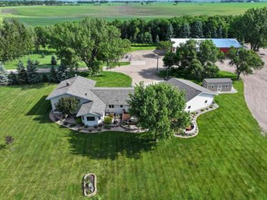 16824 State Highway 9 , Norcross, MN 56274
