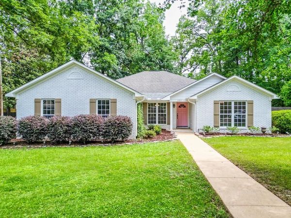 403 Sisk Ave., Oxford, MS 38655