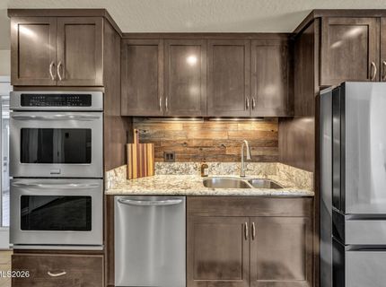 275 Hillcrest Drive, Reno, NV 89509 Photo