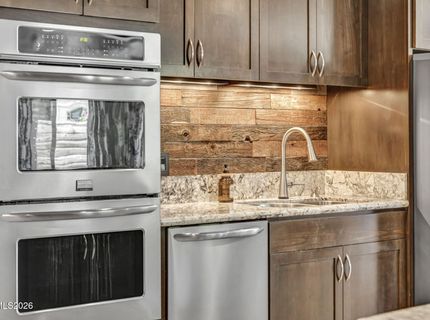 275 Hillcrest Drive, Reno, NV 89509 Photo