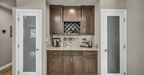 275 Hillcrest Drive, Reno, NV 89509 Photo