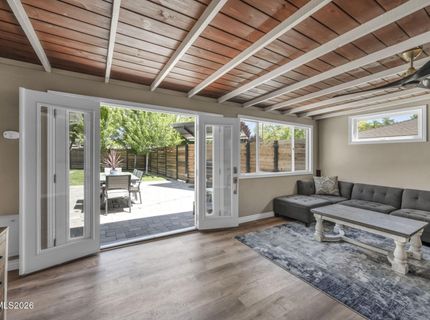 275 Hillcrest Drive, Reno, NV 89509 Photo