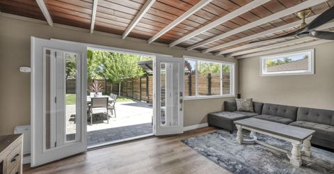 275 Hillcrest Drive, Reno, NV 89509 Photo