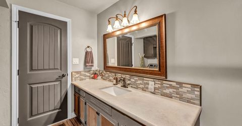 275 Hillcrest Drive, Reno, NV 89509 Photo