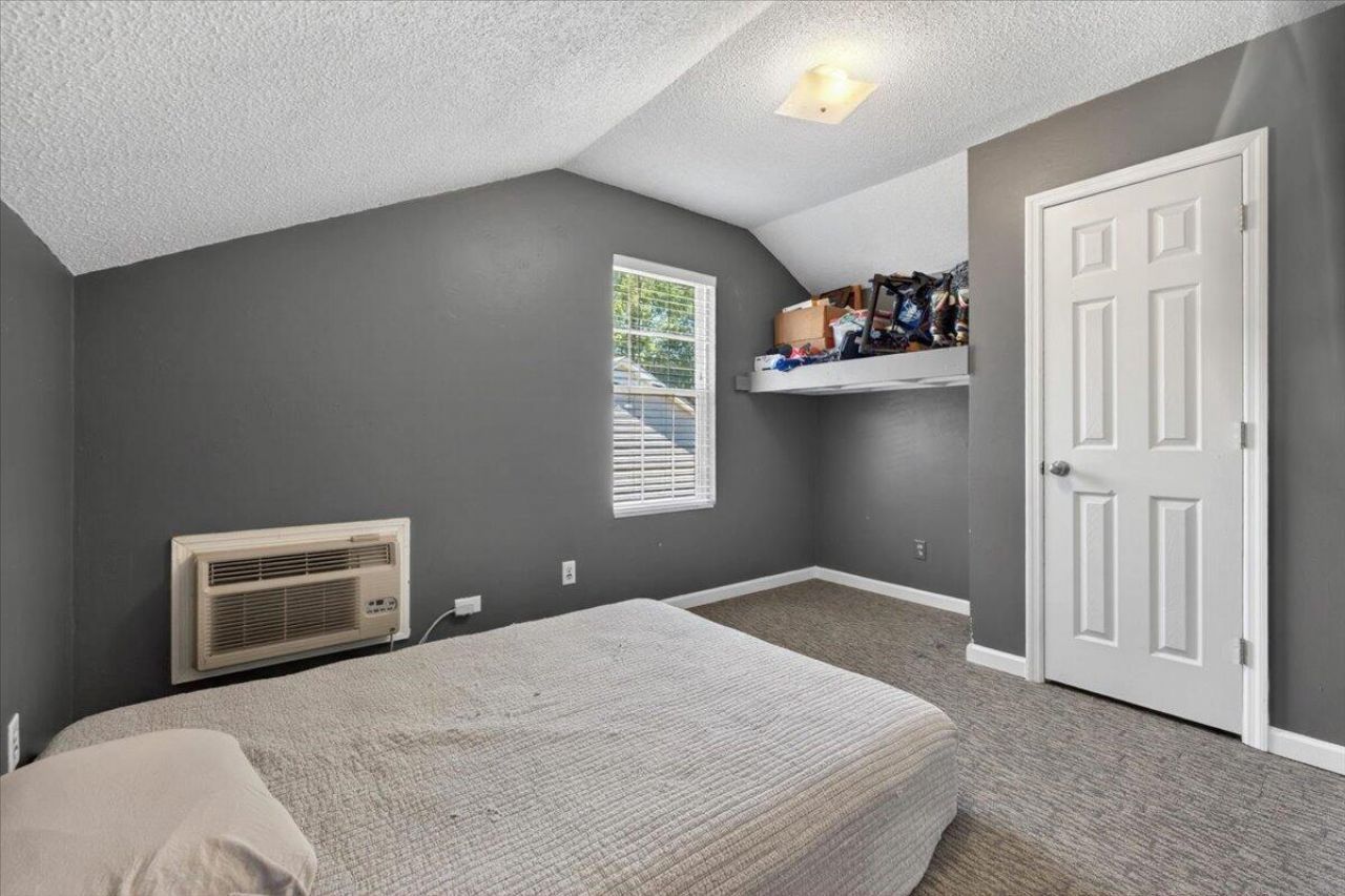 120 Rail Drive Photo 13