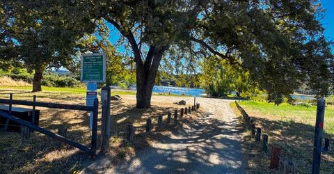 1031 Trails End Dr, Placerville, CA 95667 Photo
