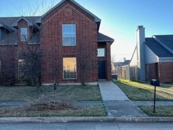 922 Binbrook Drive, Mesquite, TX 75149