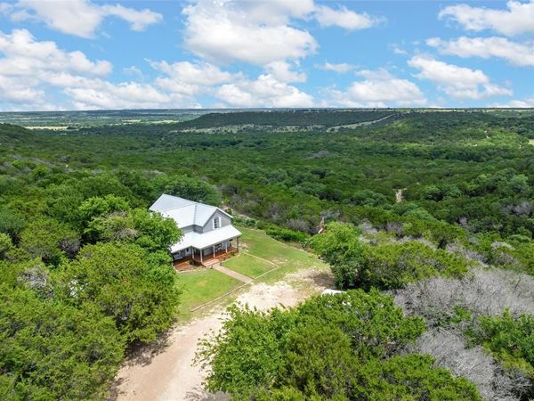 8395 STATE HIGHWAY 22, Meridian, TX 76665