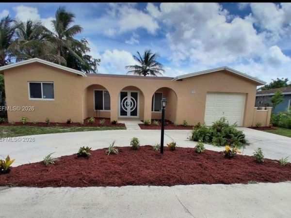 4981 SW 7th St , Margate, FL 33068