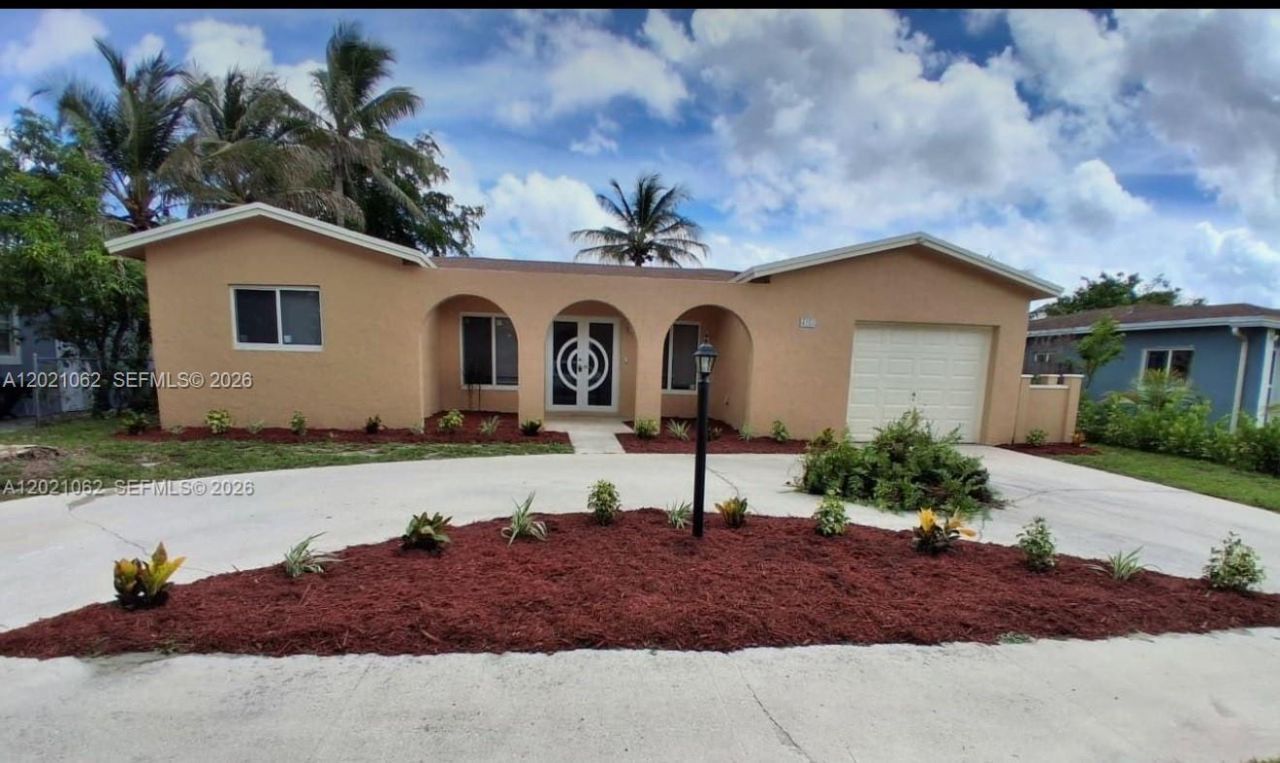 4981 SW 7th St, Margate, FL 33068 Main Photo