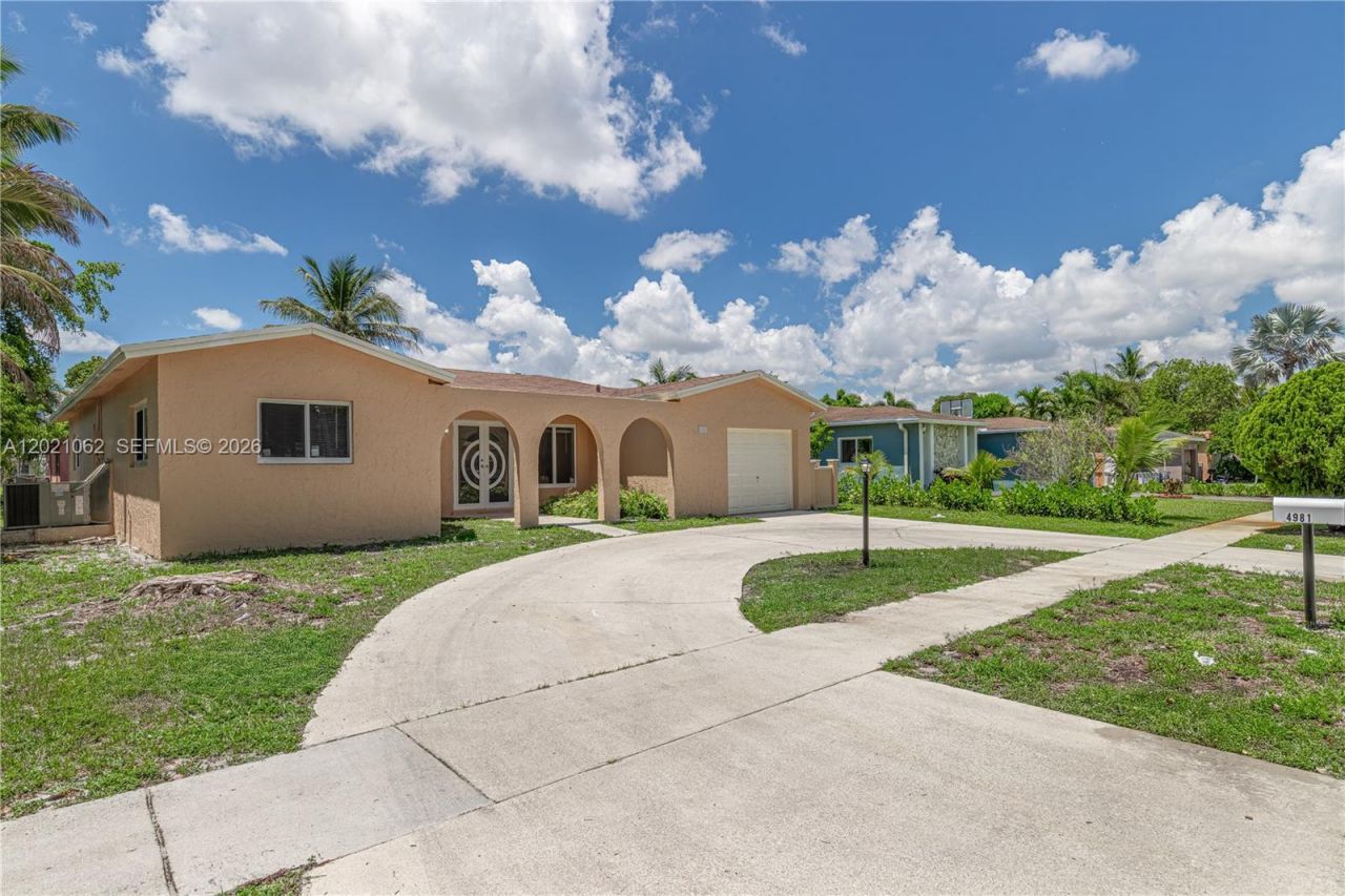 4981 SW 7th St , Margate, FL 33068 Photo