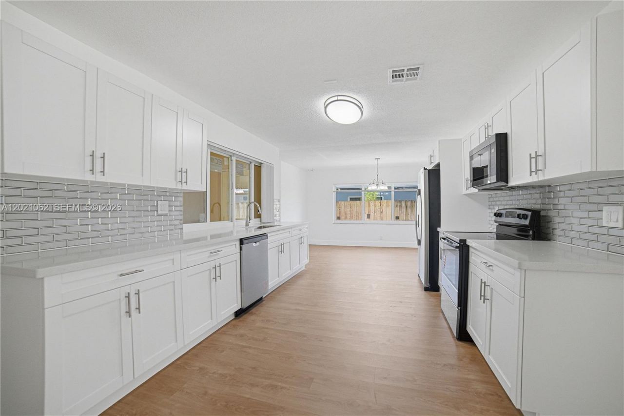 4981 SW 7th St, Margate, FL 33068 Photo