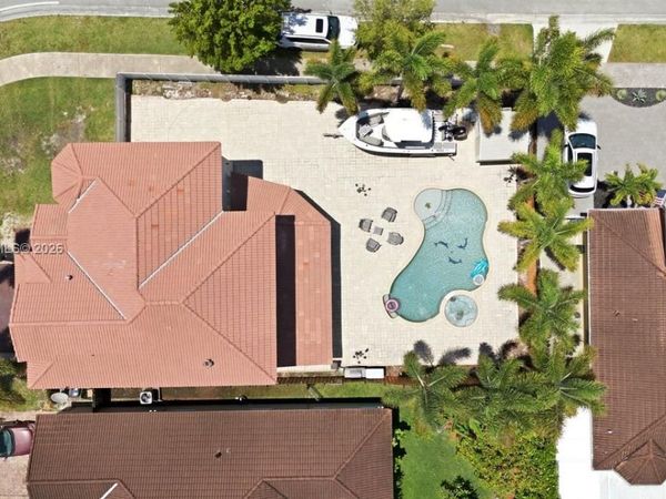 24174 SW 109th Path , Homestead, FL 33032