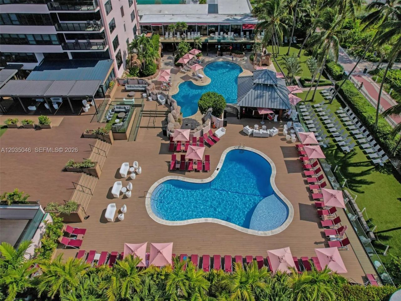 5225 Collins Ave , Unit 1606, Miami Beach, FL 33140 Photo