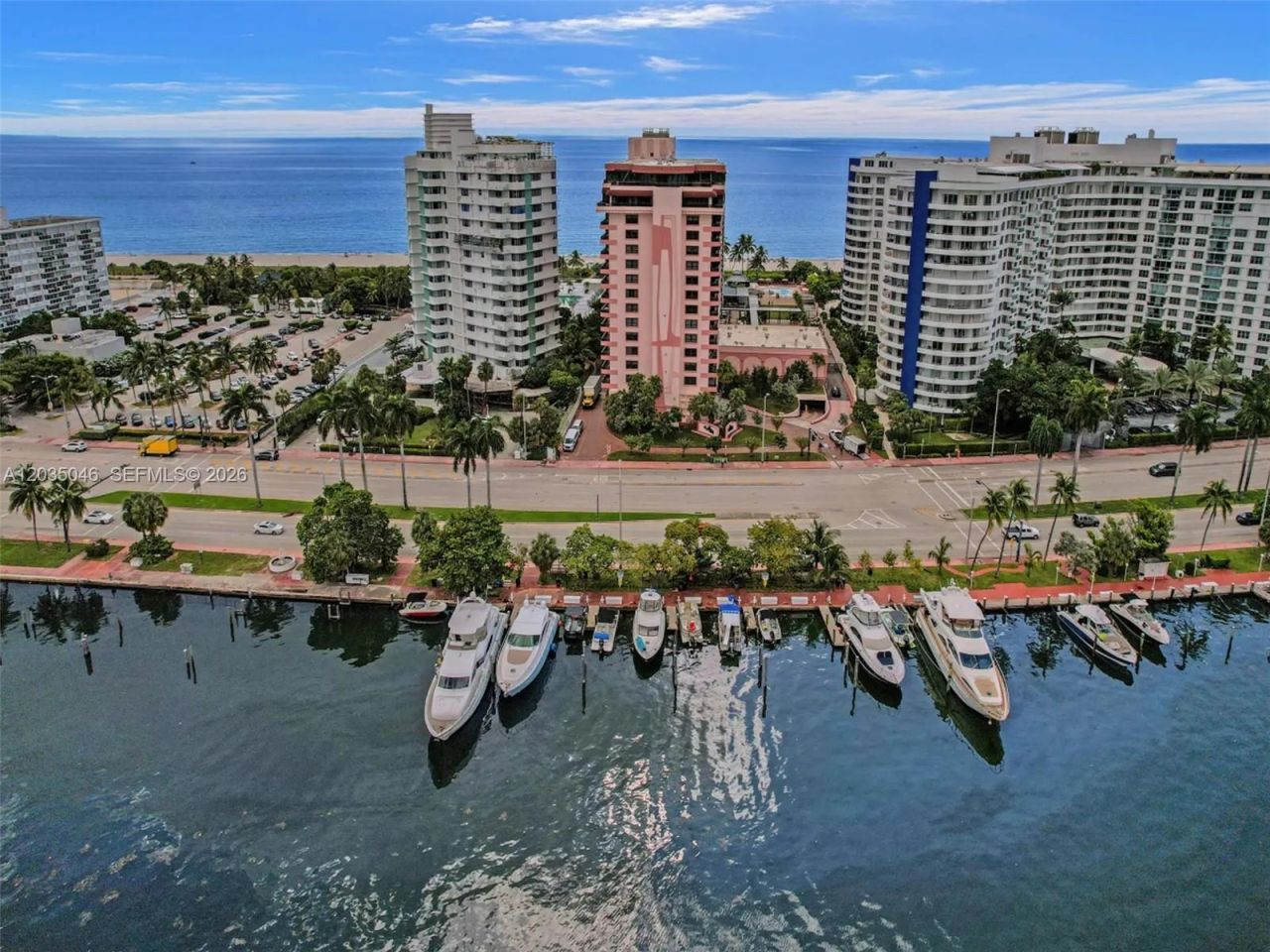 5225 Collins Ave , Unit 1606, Miami Beach, FL 33140 Photo