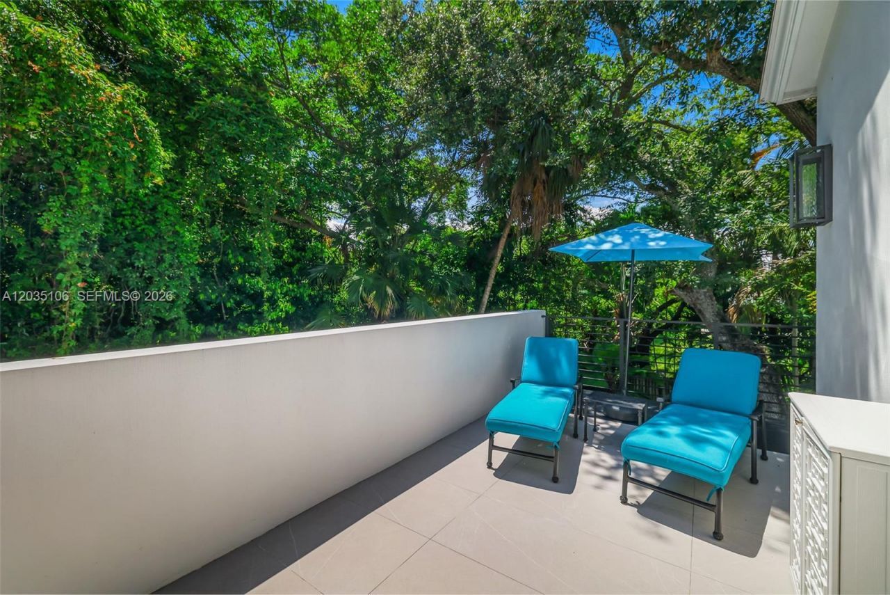 3120 Brickell Ave, Miami, FL 33129 Photo