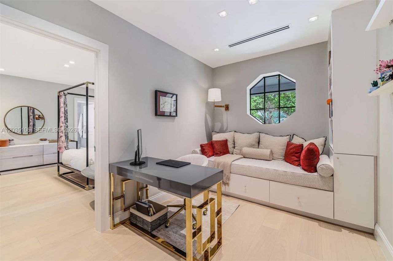 3120 Brickell Ave, Miami, FL 33129 Photo