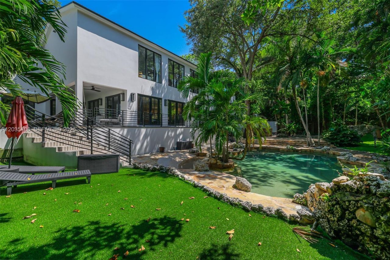 3120 Brickell Ave, Miami, FL 33129 Photo