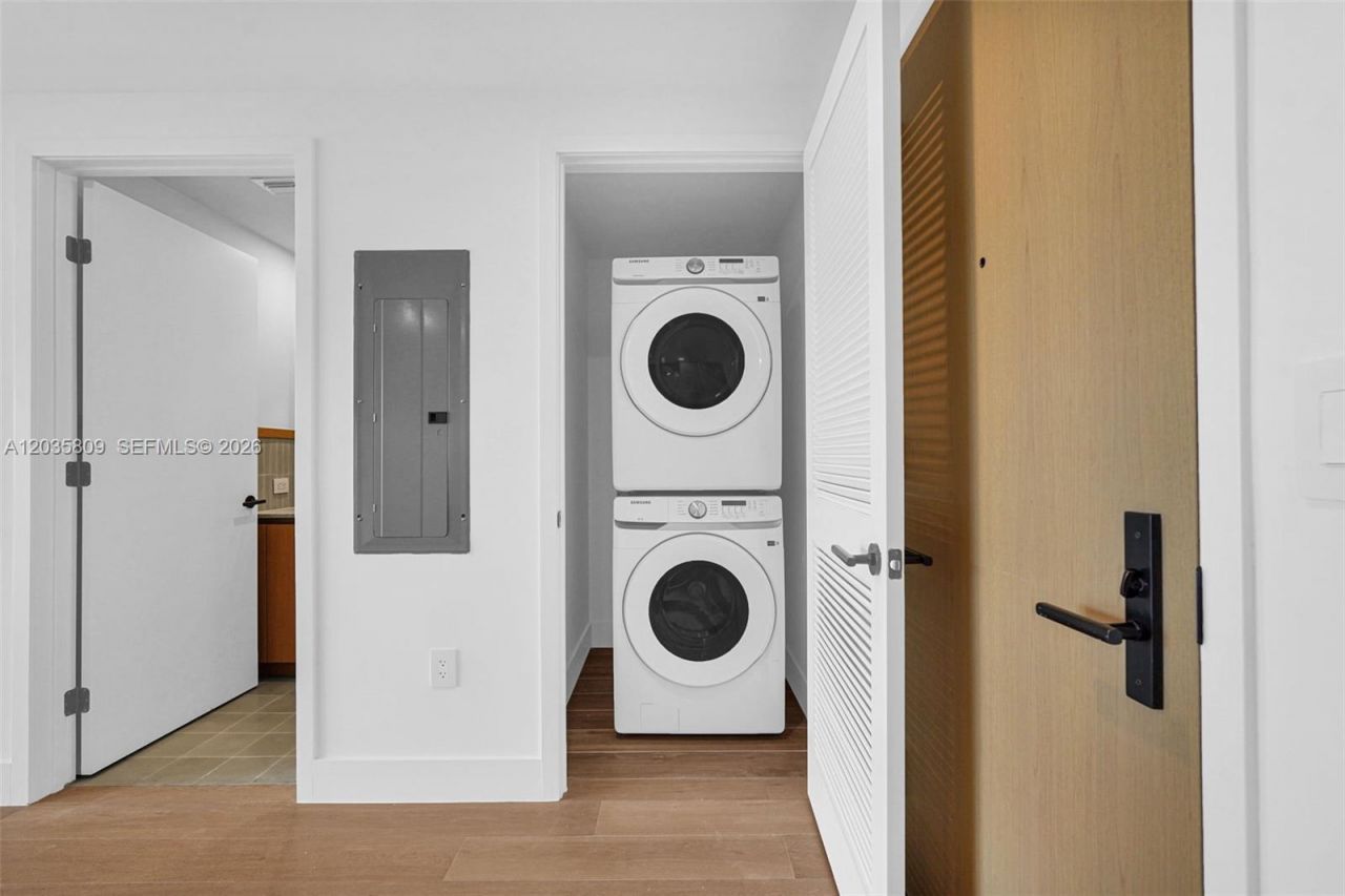 1176 97th St , Unit 707, Bay Harbor Islands, FL 33154 Photo