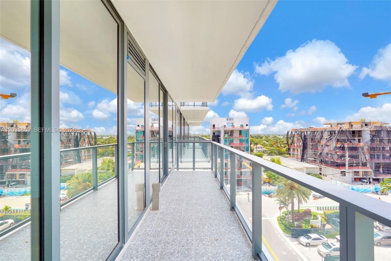 1176 97th St , Unit 707, Bay Harbor Islands, FL 33154 Photo