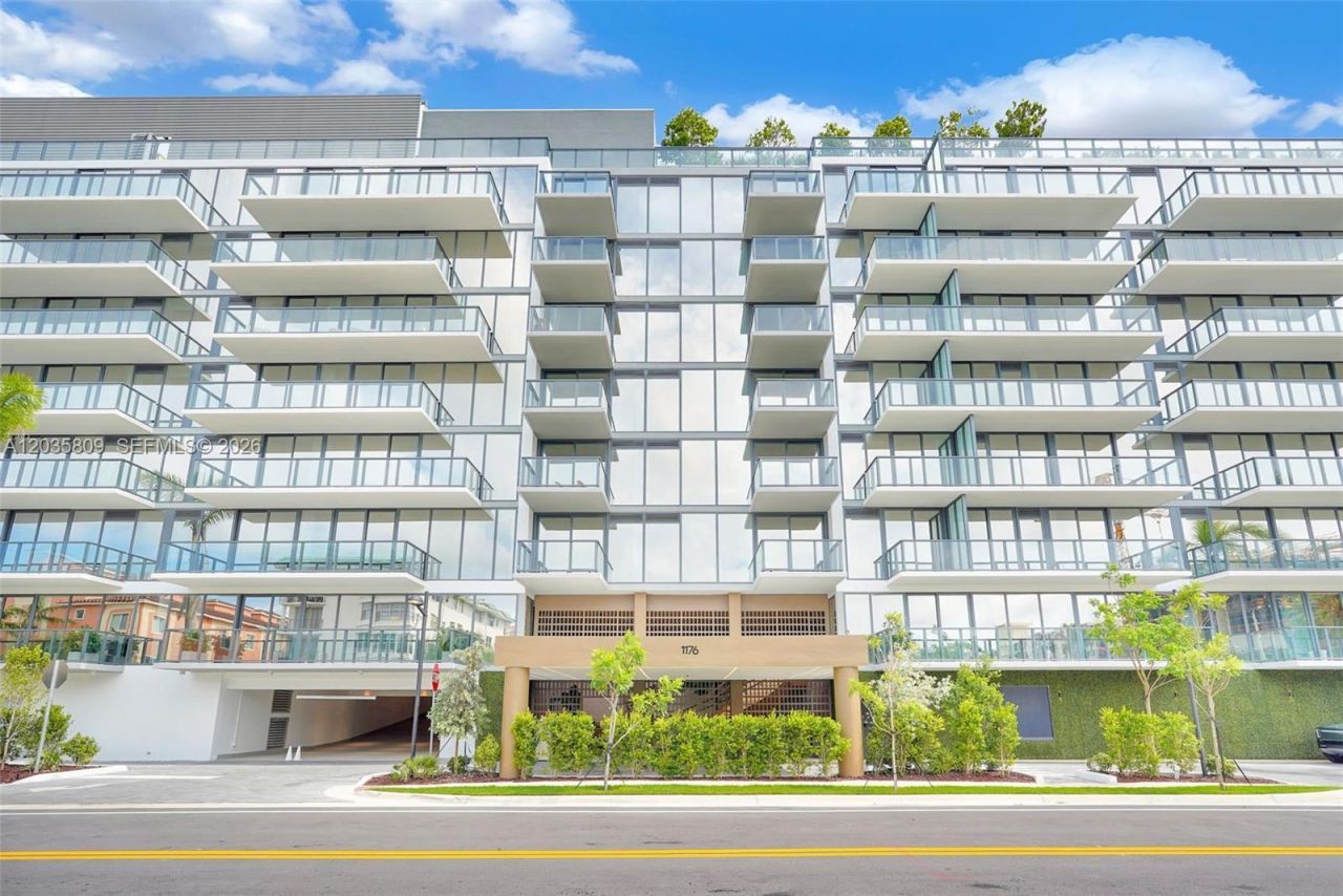 1176 97th St , Unit 707, Bay Harbor Islands, FL 33154 Photo