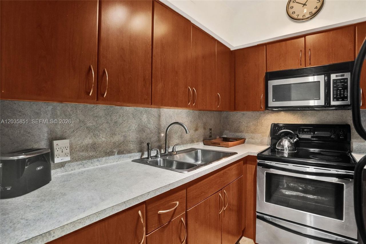 1515 West Ave, Unit 1, Miami Beach, FL 33139 Photo