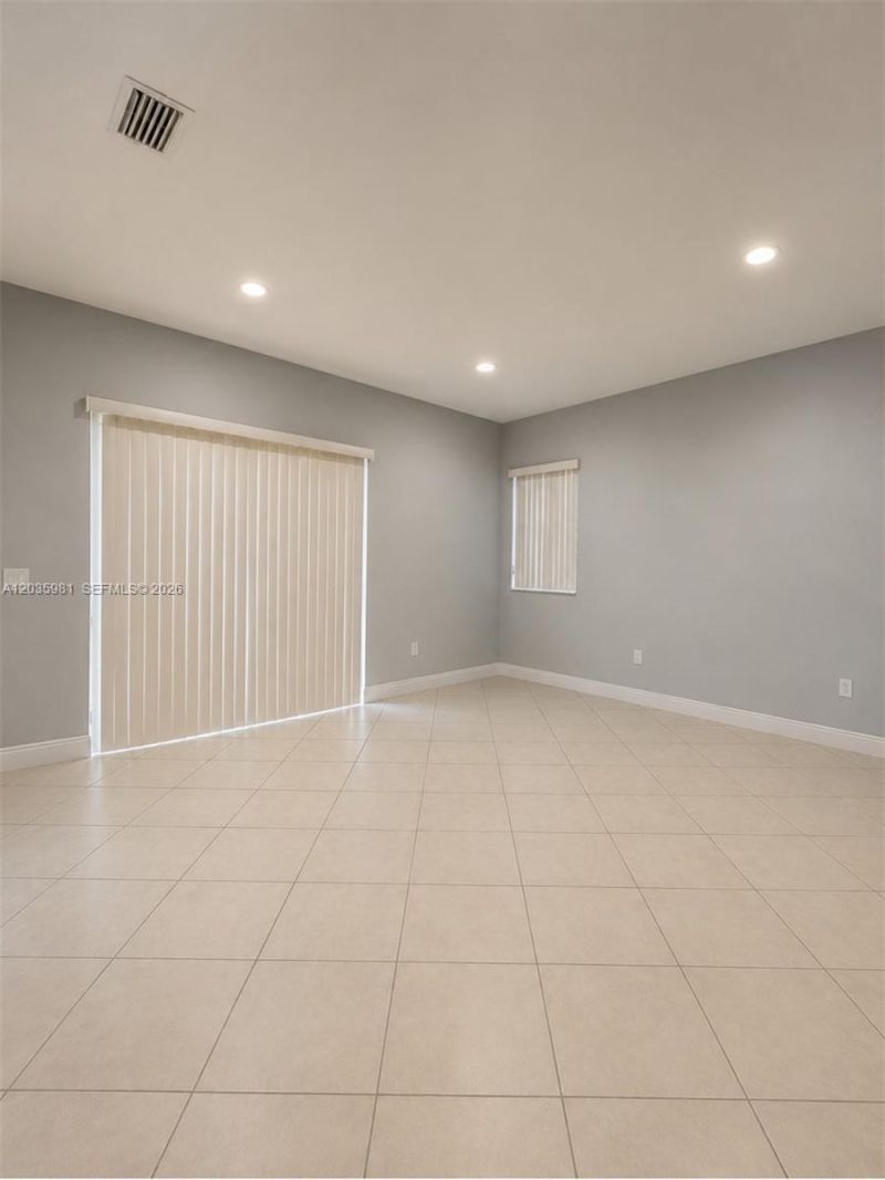 7856 NW 167th Ter , Miami Lakes, FL 33016 Photo