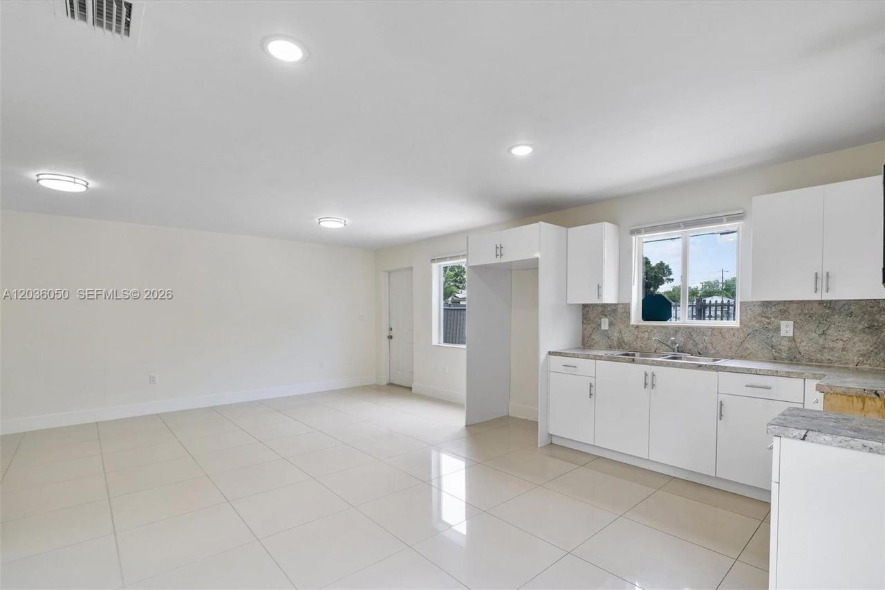 1766 NW 68th Ter , Miami, FL 33147 Photo