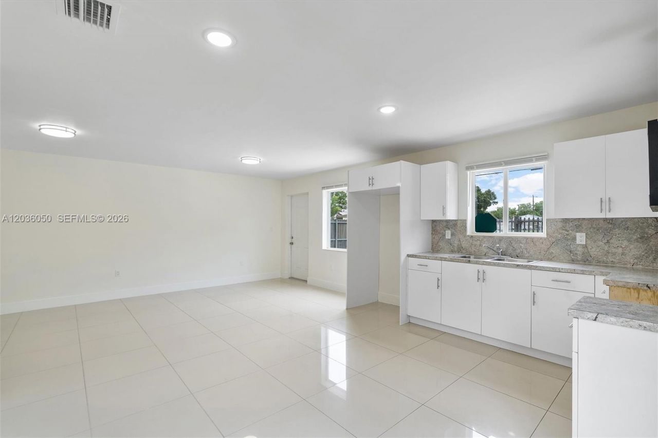 1766 NW 68th Ter , Miami, FL 33147 Photo