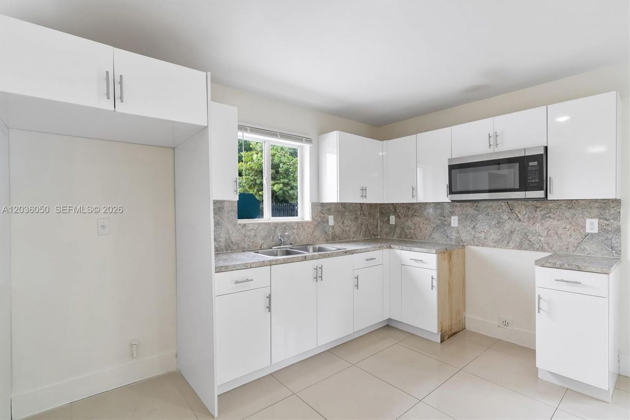 1766 NW 68th Ter , Miami, FL 33147 Photo