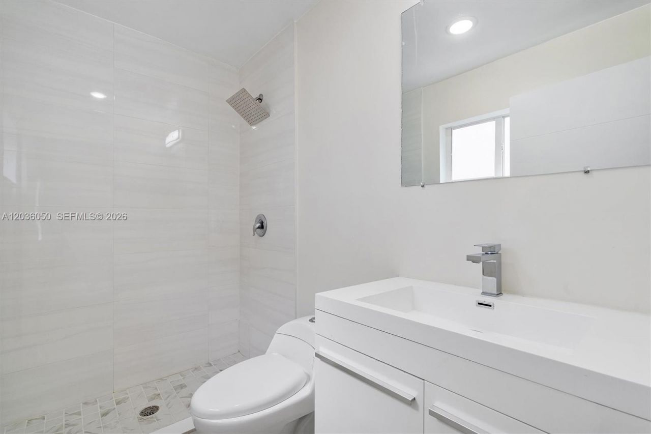 1766 NW 68th Ter , Miami, FL 33147 Photo
