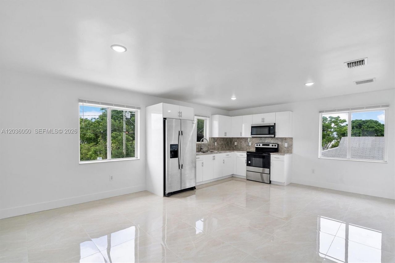 1766 NW 68th Ter , Miami, FL 33147 Photo