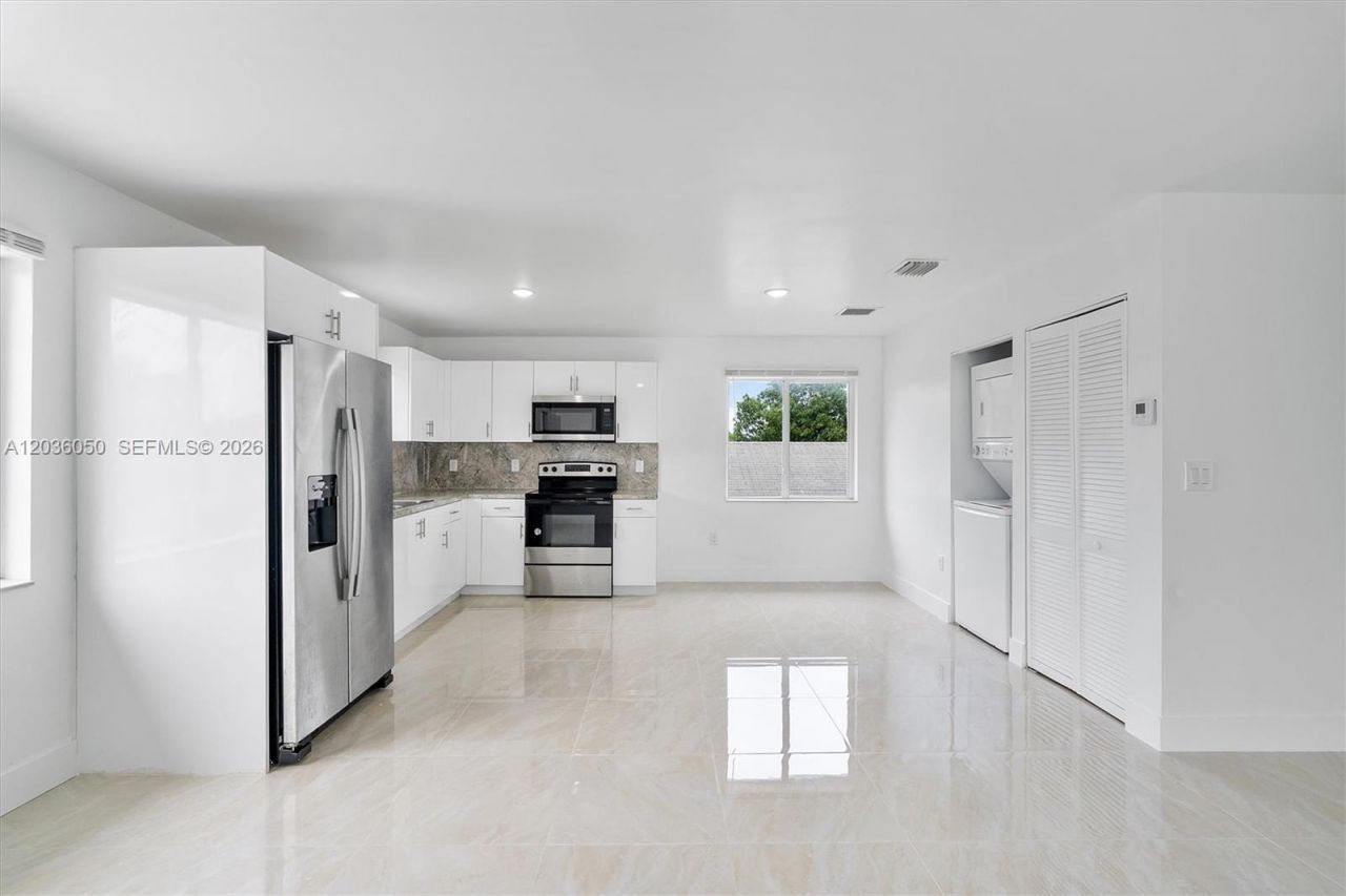 1766 NW 68th Ter , Miami, FL 33147 Photo