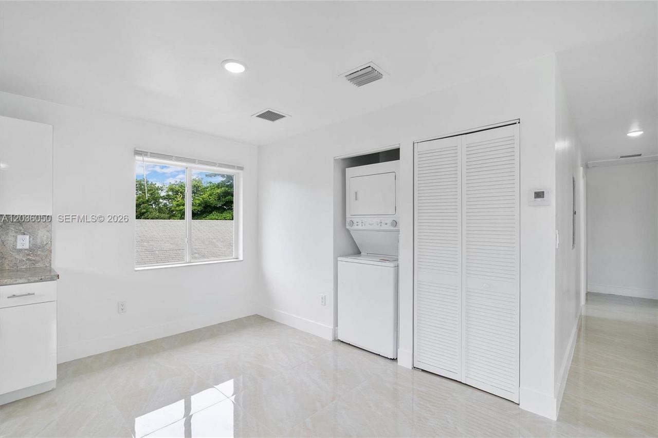 1766 NW 68th Ter , Miami, FL 33147 Photo