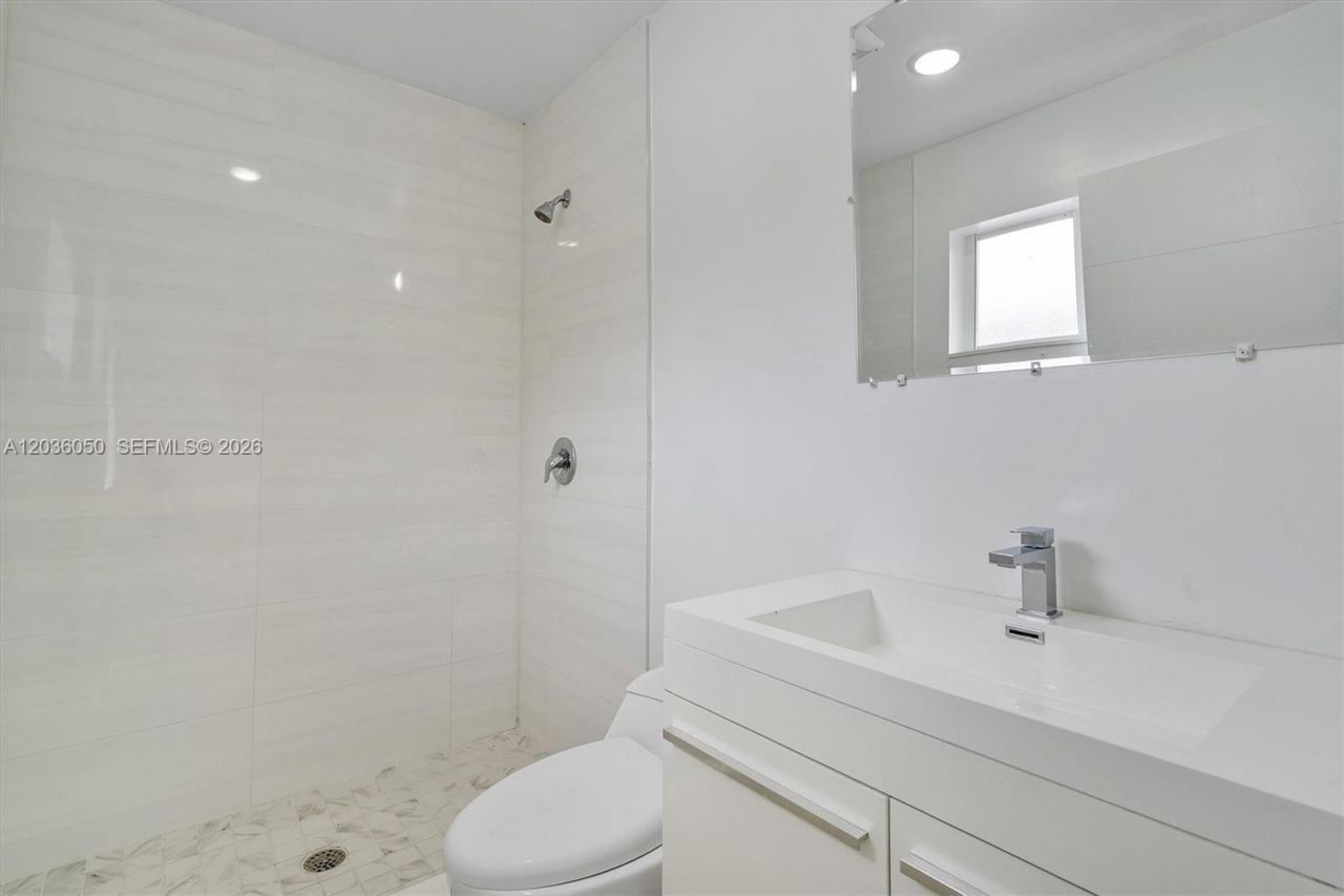 1766 NW 68th Ter , Miami, FL 33147 Photo